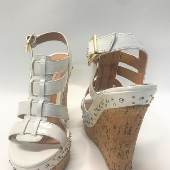 Steve Madden Feaver White Patent Leather Wedges - Picture 3 of 5